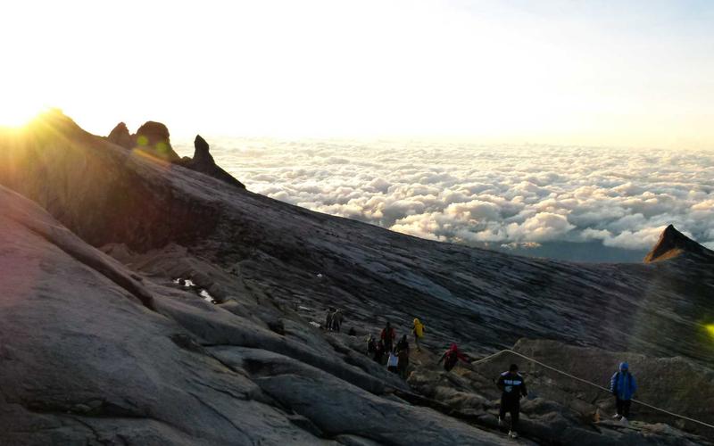 10 Website Freelance Terpercaya untuk Pemula di Indonesia